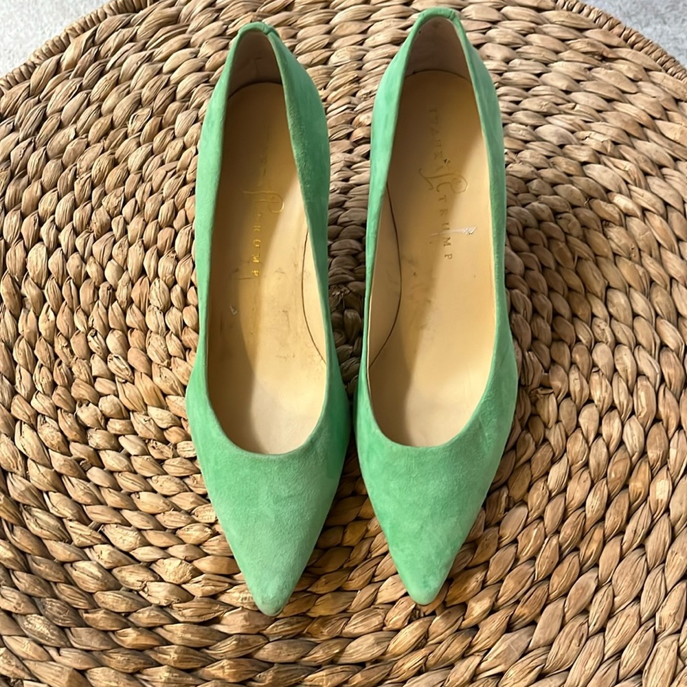 Ivanka Trump mint suede pumps sz 7